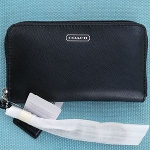 NEW Coach wristlet/small wallet